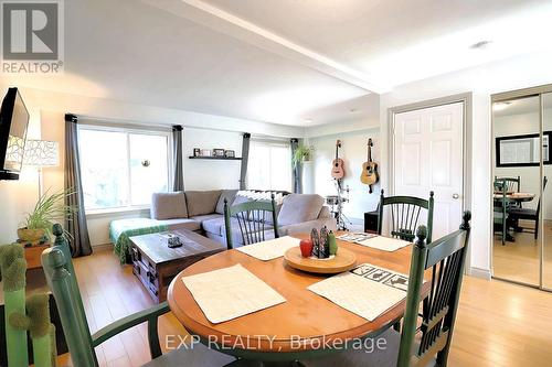 142 Royal Salisbury Way, Brampton (Madoc), ON - Indoor Photo Showing Dining Room