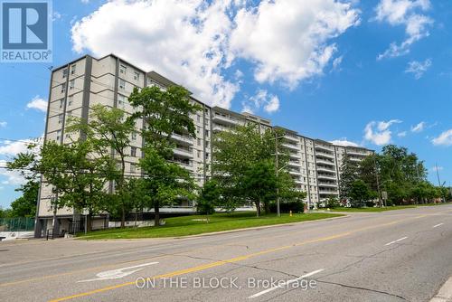 404 - 3460 Keele Street, Toronto (York University Heights), ON - Outdoor