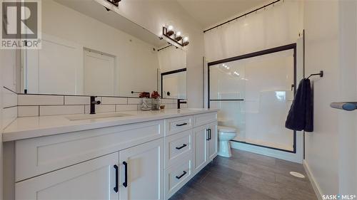 416 3581 Evans Court, Regina, SK - Indoor Photo Showing Bathroom