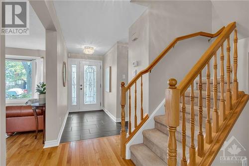 Large, south-facing entry - 1719 Des Broussailles Terrace, Ottawa, ON - Indoor Photo Showing Other Room