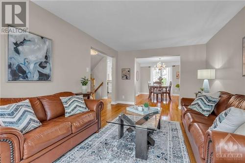 Spacious main floor layout - 1719 Des Broussailles Terrace, Ottawa, ON - Indoor Photo Showing Living Room