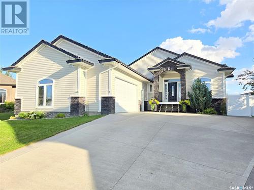 5 Cedar Place, Outlook, SK - Outdoor With Facade