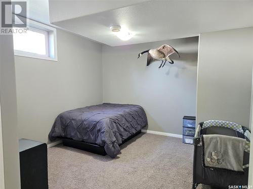 5 Cedar Place, Outlook, SK - Indoor Photo Showing Bedroom