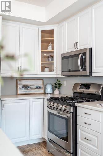 301 Rollings Street, Cobourg, ON - Indoor Photo Showing Kitchen