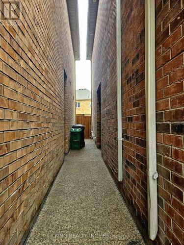 110 Folgate Crescent, Brampton (Sandringham-Wellington North), ON - Indoor Photo Showing Other Room