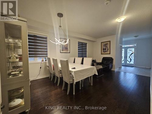 110 Folgate Crescent, Brampton (Sandringham-Wellington North), ON - Indoor Photo Showing Dining Room