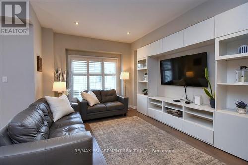 48 - 377 Glancaster Road, Hamilton (Ancaster), ON - Indoor Photo Showing Living Room