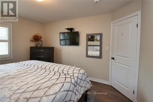 48 - 377 Glancaster Road, Hamilton (Ancaster), ON - Indoor Photo Showing Bedroom