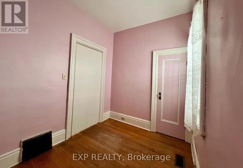 972 Dame Street, London, ON - Indoor Photo Showing Other Room