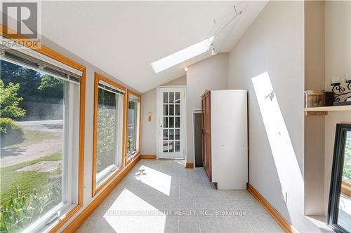 8045 Appleby Line, Milton (Nassagaweya), ON - Indoor Photo Showing Other Room