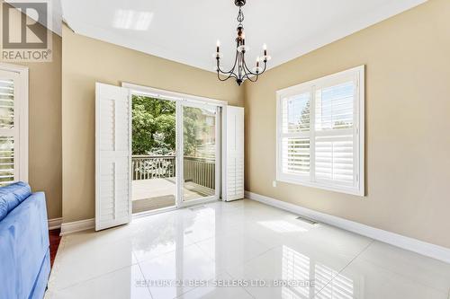 2385 Eighth Line N, Oakville (Iroquois Ridge North), ON - Indoor Photo Showing Other Room