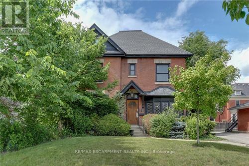 38 Grosvenor Street, London, ON - Outdoor