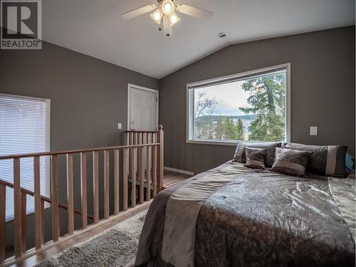 2249 Mctavish Road, Kamloops, BC - Indoor Photo Showing Bedroom