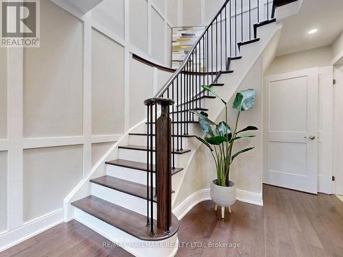 238 Rumble Avenue, Richmond Hill, ON - Indoor Photo Showing Other Room