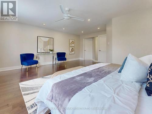 238 Rumble Avenue, Richmond Hill, ON - Indoor Photo Showing Bedroom