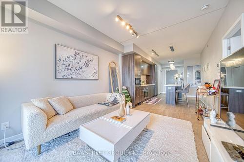 704 - 21 Widmer Street, Toronto, ON - Indoor Photo Showing Living Room