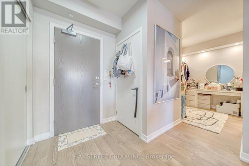 704 - 21 Widmer Street, Toronto (Waterfront Communities), ON - Indoor Photo Showing Bathroom