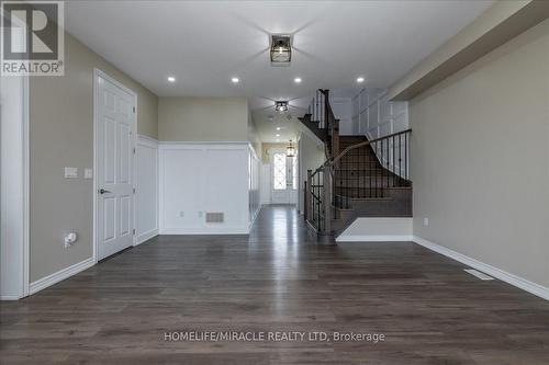 30 Michaelis Street, New Tecumseth, ON - Indoor Photo Showing Other Room