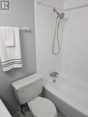 702 - 15 La Rose Avenue, Toronto, ON - Indoor Photo Showing Bathroom