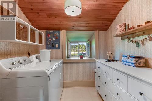 3945 County Road 26 Road, Brockville, ON - Indoor Photo Showing Laundry Room