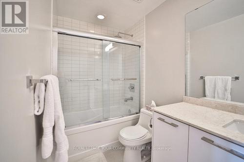 707 - 9471 Yonge Street, Richmond Hill, ON - Indoor Photo Showing Bathroom