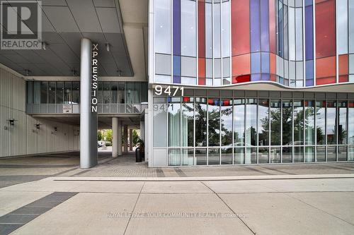 707 - 9471 Yonge Street, Richmond Hill, ON - Outdoor