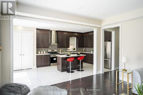 5 Troyer Street, Brampton (Northwest Brampton), ON - Indoor Photo Showing Kitchen