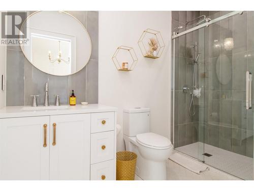 Ensuite 3 - 2043 Airport Way, Revelstoke, BC - Indoor Photo Showing Bathroom