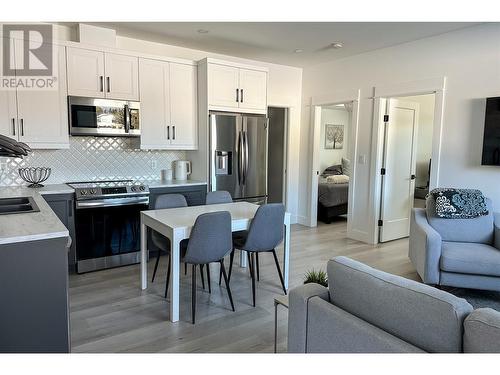 2043 Airport Way, Revelstoke, BC - Indoor Photo Showing Kitchen With Double Sink With Upgraded Kitchen