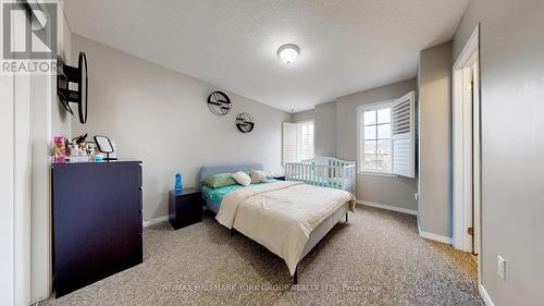 214 Blackburn Drive, Brantford, ON - Indoor Photo Showing Bedroom