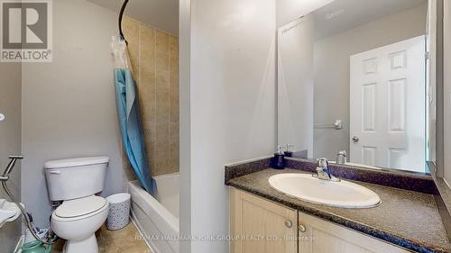 214 Blackburn Drive, Brantford, ON - Indoor Photo Showing Bathroom