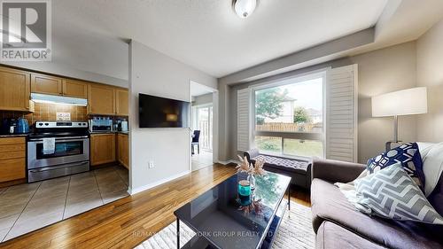 214 Blackburn Drive, Brantford, ON - Indoor Photo Showing Kitchen