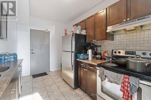 90 - 283 Fairway Road N, Kitchener, ON - Indoor Photo Showing Kitchen