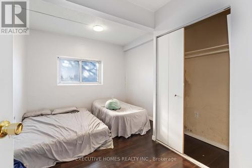 90 - 283 Fairway Road N, Kitchener, ON - Indoor Photo Showing Bedroom