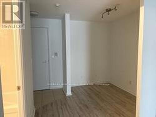 752 - 111 Elizabeth Street, Toronto, ON - Indoor Photo Showing Other Room