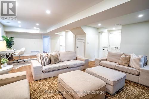 246 O'Connor Drive, Toronto (East York), ON - Indoor Photo Showing Living Room