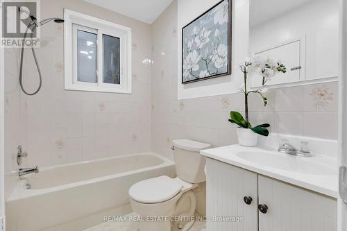 543 Glen Forrest Boulevard, Waterloo, ON - Indoor Photo Showing Bathroom