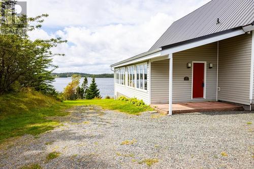 274 Lakeview Drive, Ocean Pond, NL 