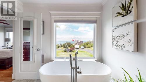 9 Everest Street, Paradise, NL - Indoor Photo Showing Bathroom