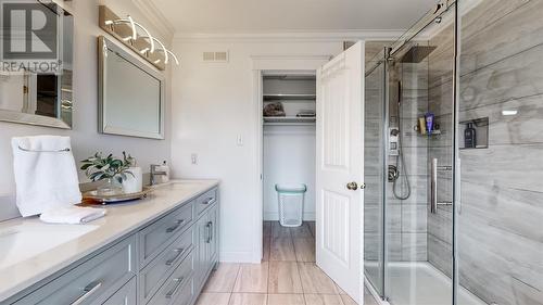 9 Everest Street, Paradise, NL - Indoor Photo Showing Bathroom