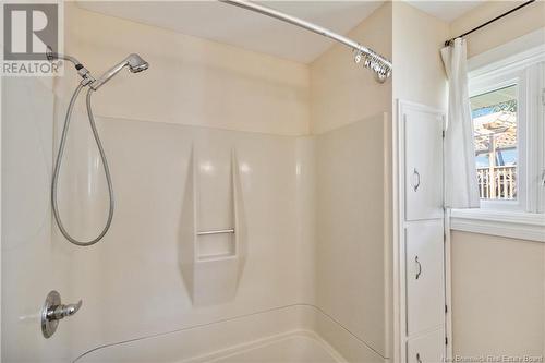 20 Vista Drive, Moncton, NB - Indoor Photo Showing Bathroom