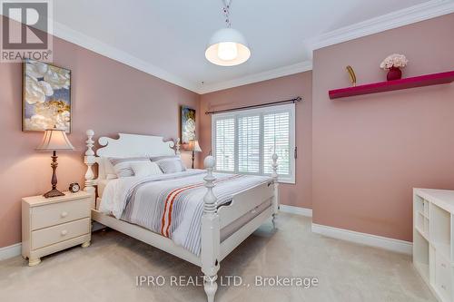 2360 Lyndhurst Drive, Oakville (Iroquois Ridge North), ON - Indoor Photo Showing Bedroom