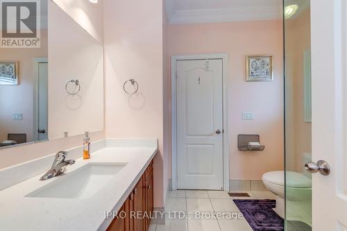 2360 Lyndhurst Drive, Oakville, ON - Indoor Photo Showing Bathroom