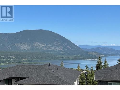 1080 17 Avenue Se, Salmon Arm, BC - Outdoor With Body Of Water With View