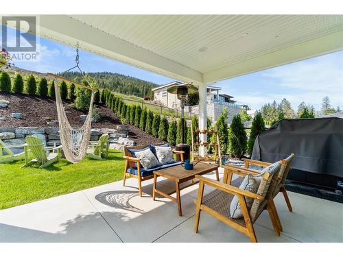 1080 17 Avenue Se, Salmon Arm, BC - Outdoor With Deck Patio Veranda With Exterior