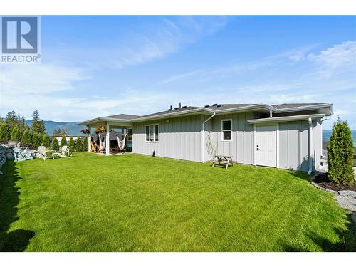 1080 17 Avenue Se, Salmon Arm, BC - Outdoor