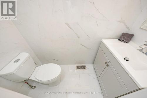 567 Sanderson Crescent, Milton, ON - Indoor Photo Showing Bathroom