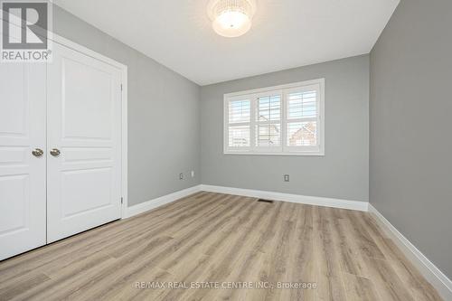 567 Sanderson Crescent, Milton, ON - Indoor Photo Showing Other Room