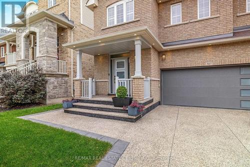 567 Sanderson Crescent, Milton, ON - Outdoor With Facade