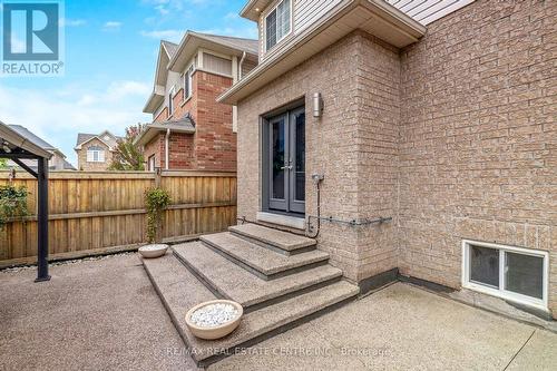 567 Sanderson Crescent, Milton, ON - Outdoor With Exterior